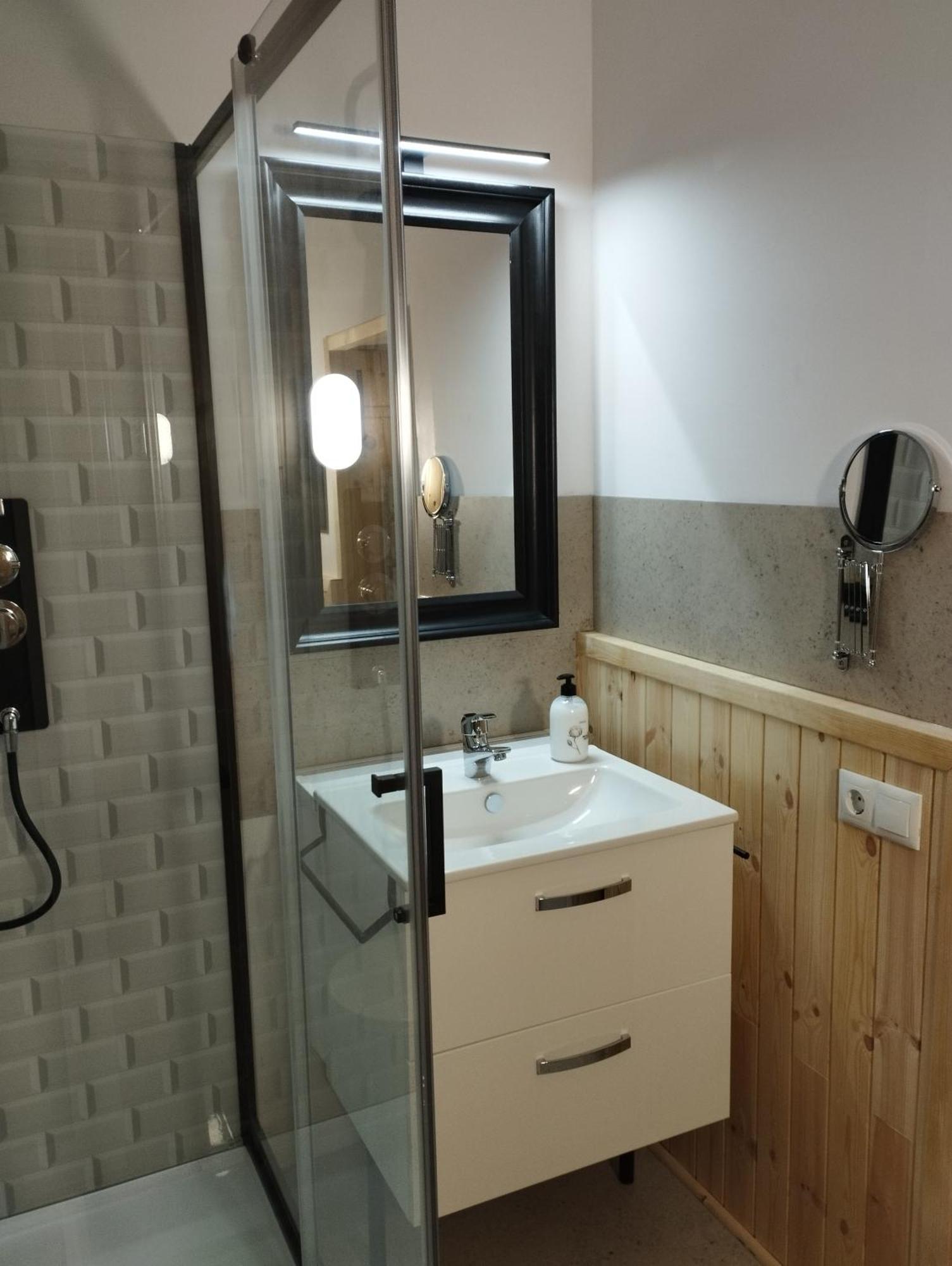 Chambres D'Hotes Chez Catherine A Reus Chambre De Paris Avec Salle De Bains Privee Eksteriør billede